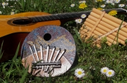Marimba, PanFlute e Chitarra Classica nel verde