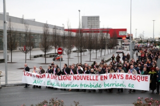 Manifestazione di protesta contro l'alta velocità in Francia